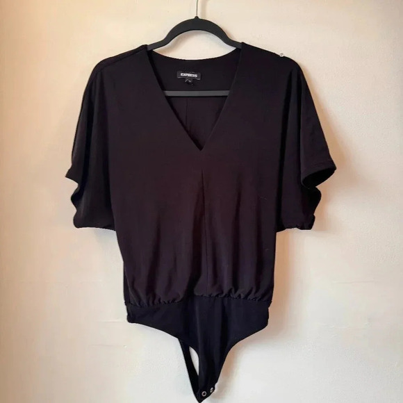 Express | Black V-Neck Flowy Dolman Sleeve Soft Stretchy Bodysuit - XS fits 4-6 - Picture 2 of 6